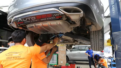 Mazda 6 Xam Do Po On Off 2.JPG
